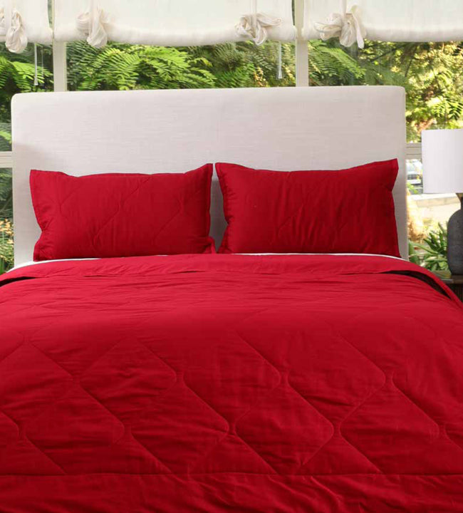 Crimson 210 TC Red Cotton Double Bedsheet Set