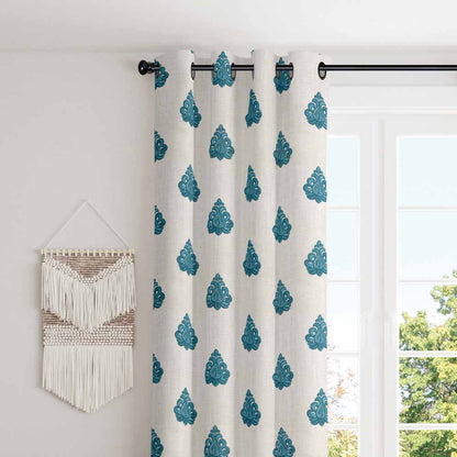 Beautiful and timeless damask design eyelet curtain