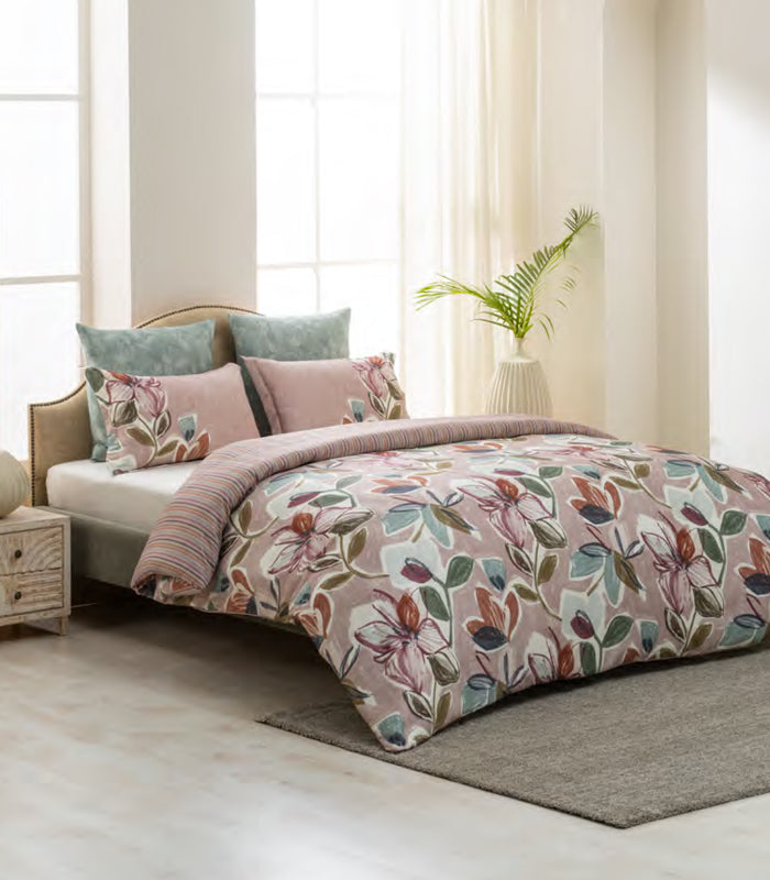 Multicolor Floral Design 120 GSM All Weather Reversible Double Bed Quilt