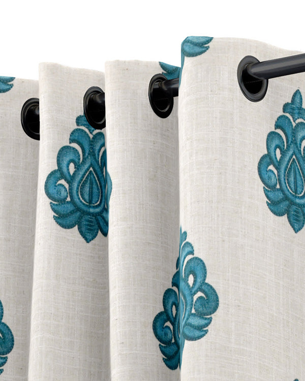 Beautiful and timeless damask design eyelet curtain